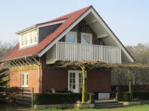 Lovely Cottage near Lake in Well